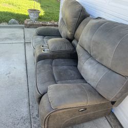 FREE DOUBLE RECLINER