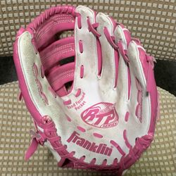 Franklin 4775AWT12 girls 10.5” right hand throw baseball glove mitt