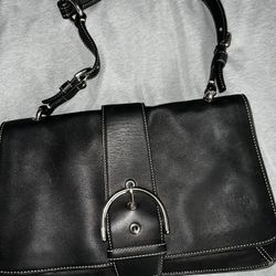 Beautiful Coach Purse 