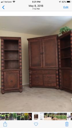 Entertainment center