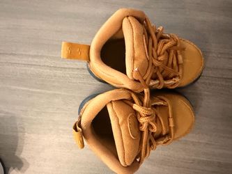 Baby Nike boots Size 4C