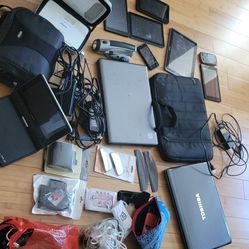 Alot Of Electronic Stuff . Some Works And Some Need Fix .. Take As Is All.$70
