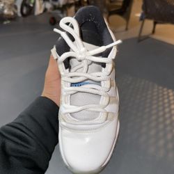 Air Jordan 11 Retro Low 'Legend Blue'