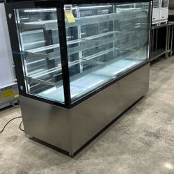 Polarman ARC-571Z 72″ Square Glass Refrigerated Bakery Display Case with LED Lighting