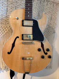 Gibson ES 135 Memphis