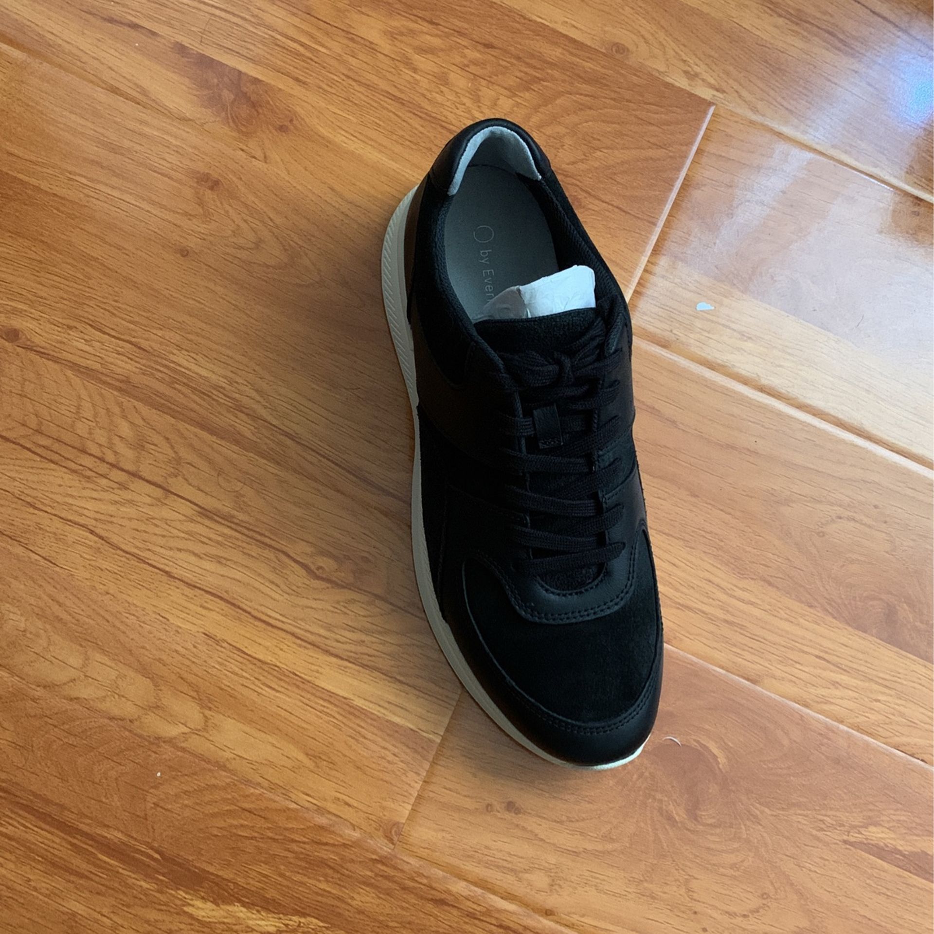 Size M12 Shoes By Everlane Brand New In Box