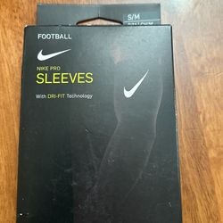 Nike Sleeves