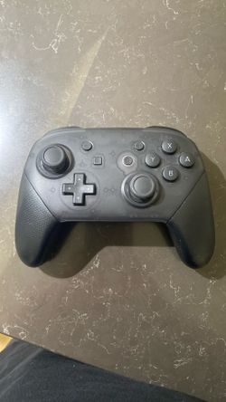 Nintendo Switch Pro Controller