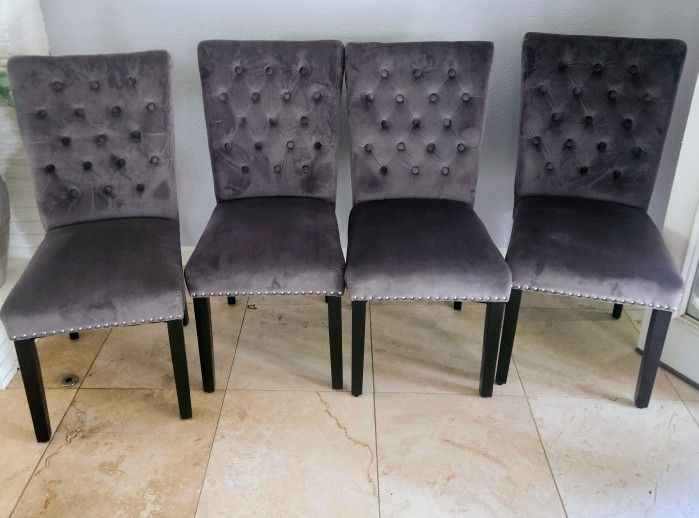 4 Chairs
