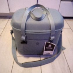 Hydro Flask Hot Cold Carry Cooler Large Brand New 