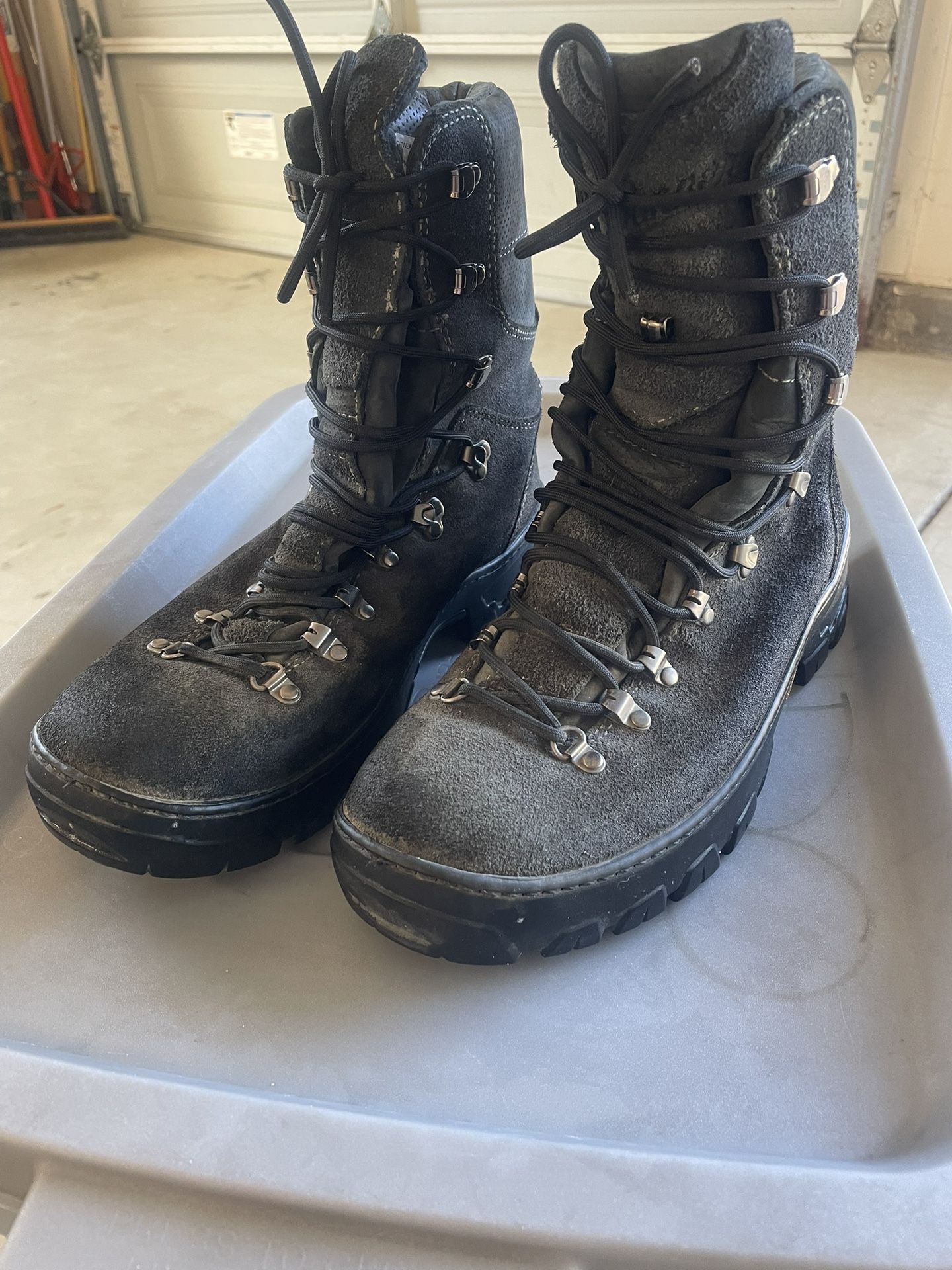 Danner Wildland Fire Boots