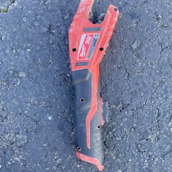 Milwaukee 12 V Used Pipe Cuter  Tools Only