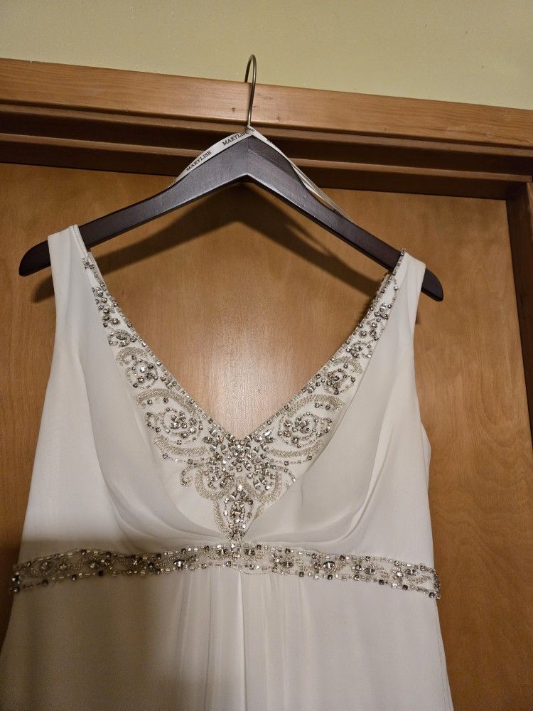 Marylise Wedding Dress size 12 (fits like an 8)