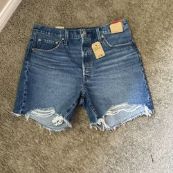 Brand New Levi's Women's 501 Mid-Thigh High-Rise Shorts 