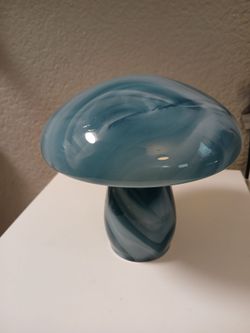 Glass mushroom