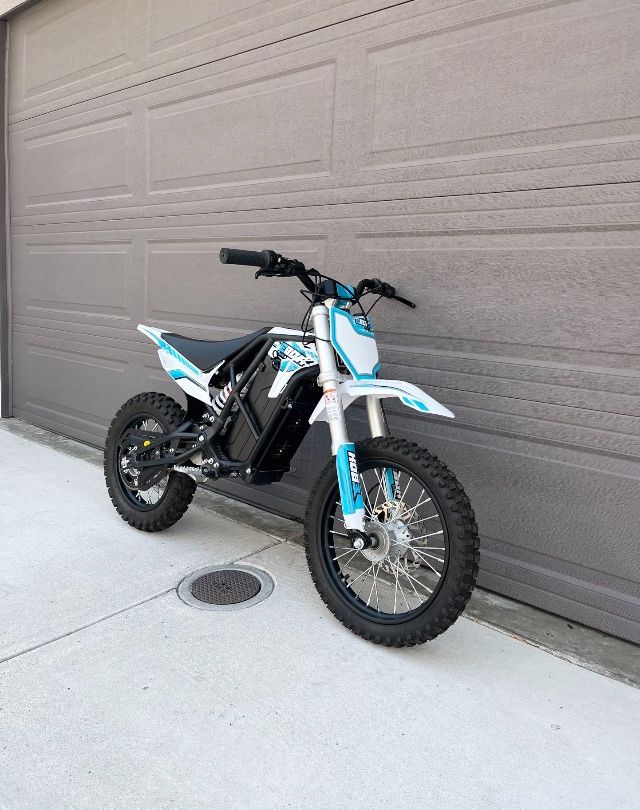 Ebox 2.0 Electric Dirt-bike ( BRAND NEW!!)