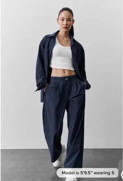 Alo Yoga Brand New Suit up trousers navy