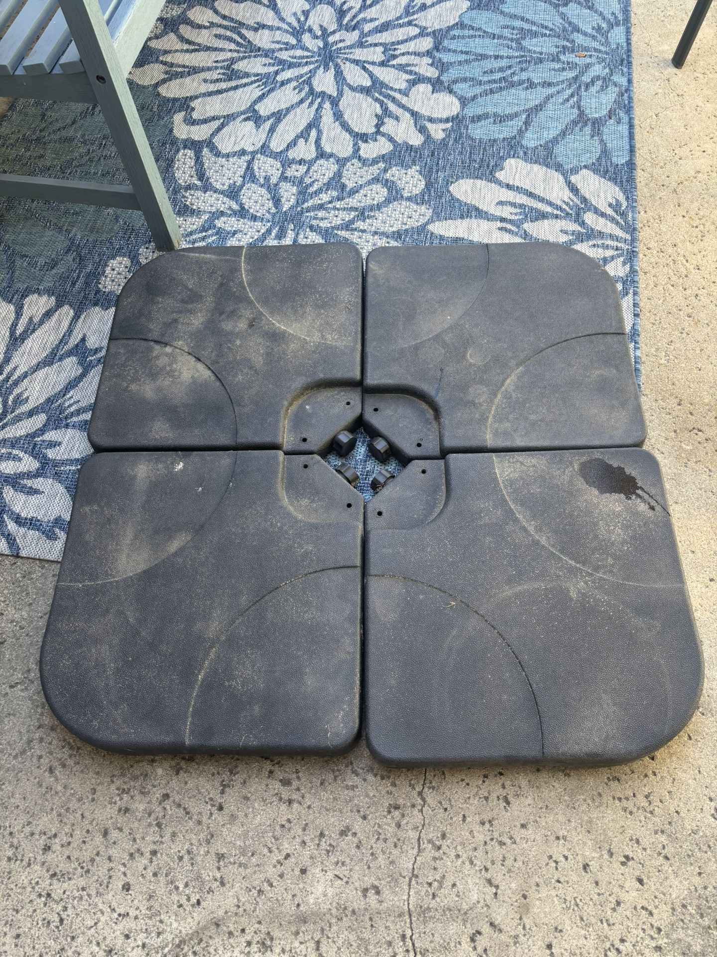 Cantilever Umbrella Weights
