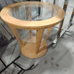 Nice Round Glass Table 