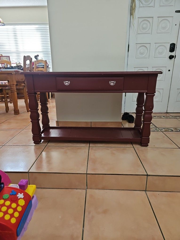 Side Table. Coffee Table