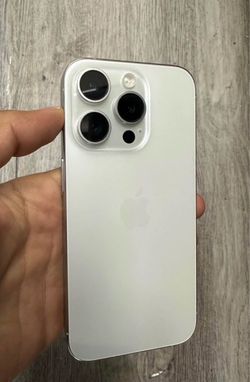 iPhone 15 Pro 128GB Unlocked