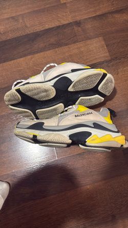 Balenciaga Triple S Sneaker Yellow Grey 2019