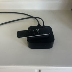 Apple TV Gen 4 With Cords And Remote