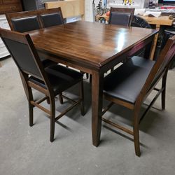 Modern Wooden / Black Leather Counter Height Table Set