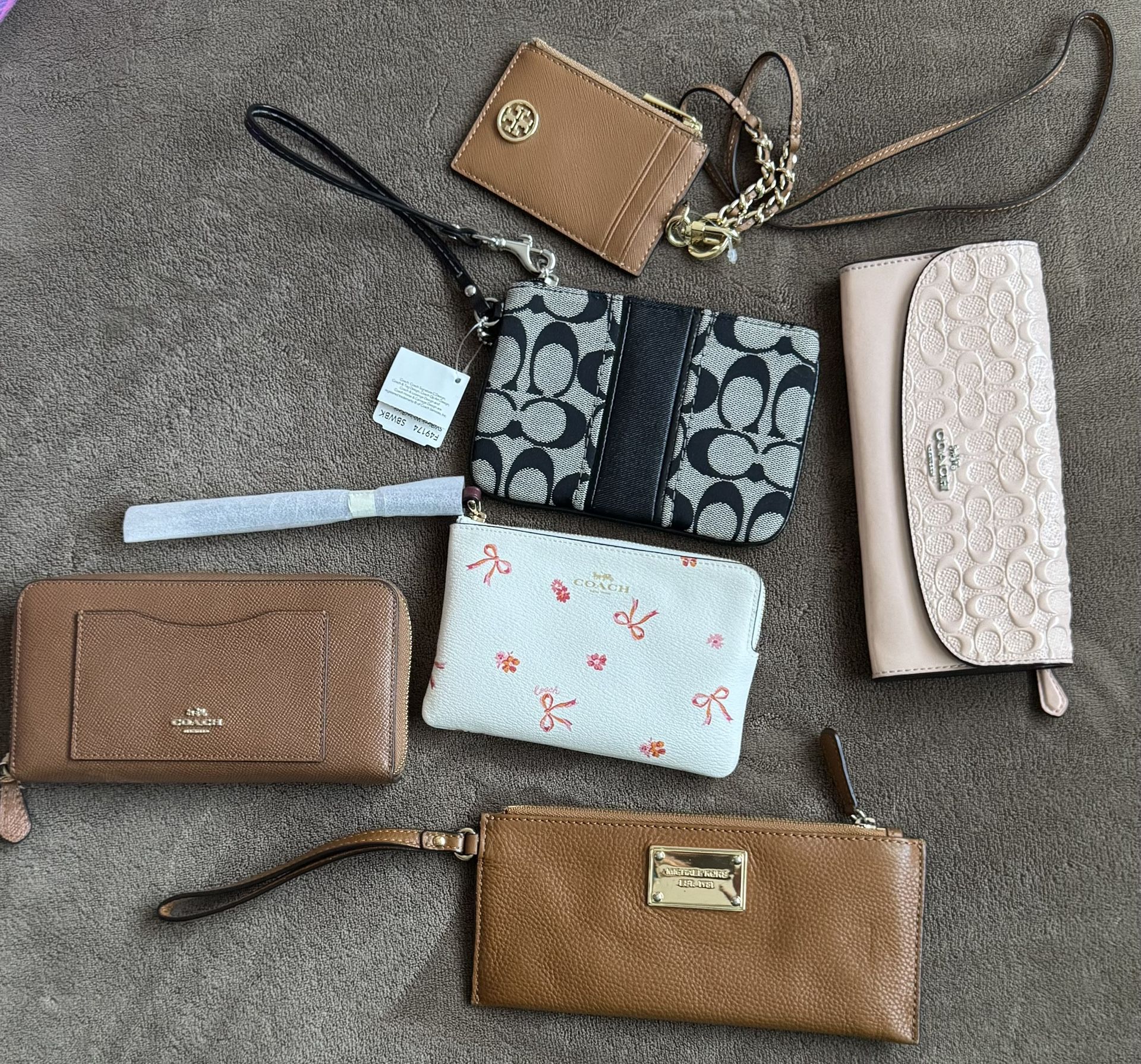 Women’s Wallets Bundle Read Details Below!