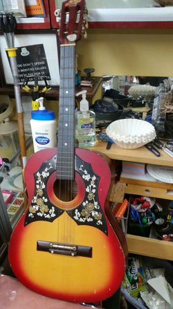 Acoustic guitar model g230 checkmate