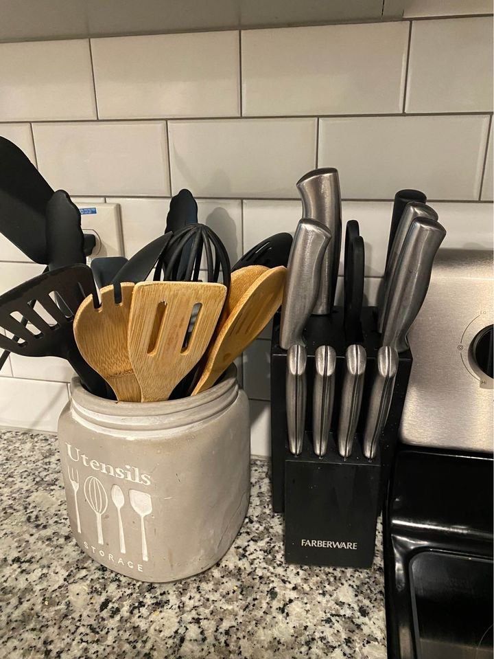 Kitchen Wear / Knife block / Coffee machine / Utencils / Kettle / Wood Chopping Boards / Milk Frother / Pots Pans / Wine Rack & more