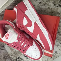 Nike Dunk Low Pink White Sneakers Women’s US 8 Brand New