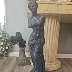 Venus De Milo Statue 