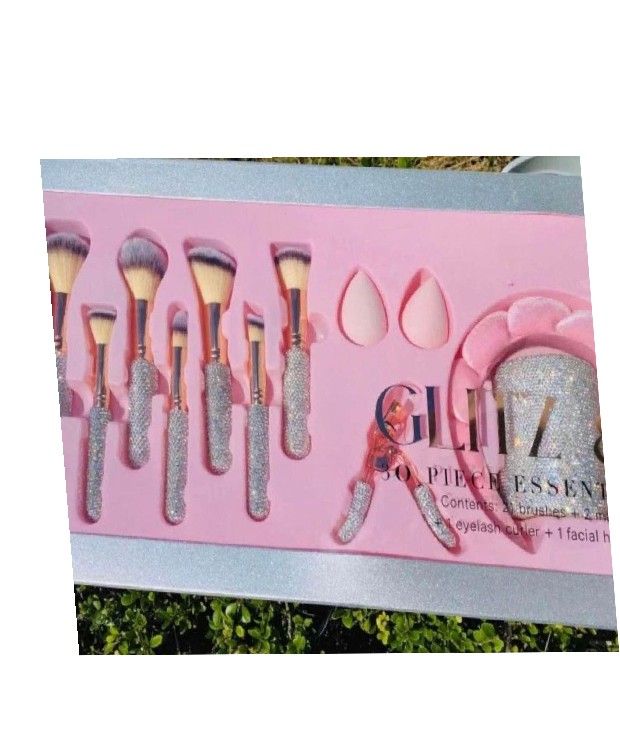 Complete Beauty Makeup Systems for Spotless Final Look response must