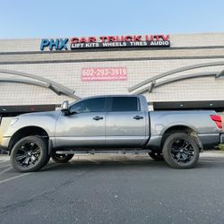 Nissan Titan  Rough Country  6” Suspension Lift Kit With Installation.