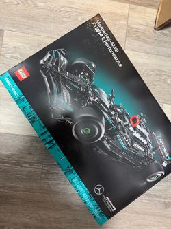 LEGO Mercedes-AMG F1