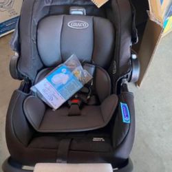 Graco Snugride Snugfit Infant Car Seat