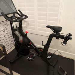 Peloton Bike & Mat