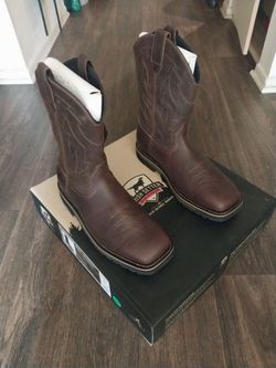 Botas