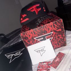 Gallo Fino X Faze Rug