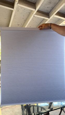 Cellular shades / honeycomb shades