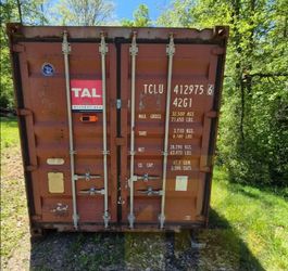 20' & 40' USED OR NEW SHIPPING CONTAINERS