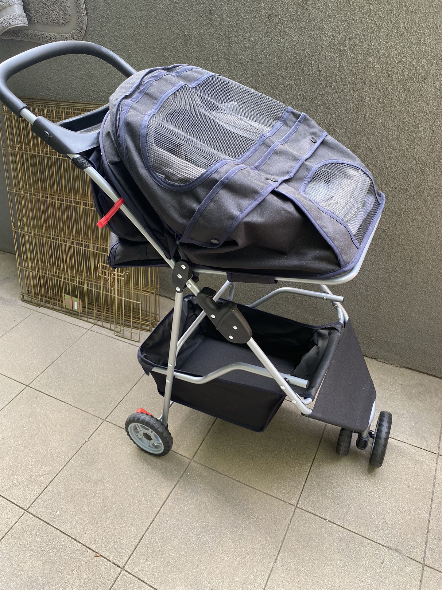 Dog Stroller *almost new*