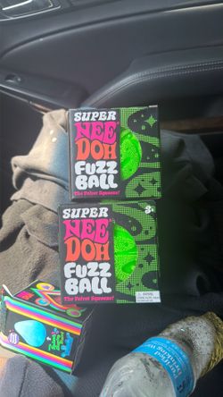 Nee doh Super Fuzz ball