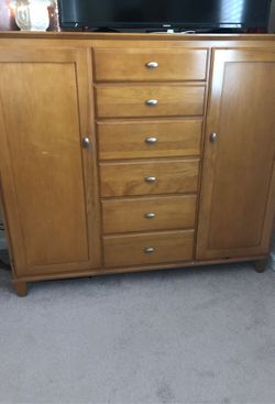 Dresser Ethan Allen