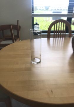 Cylinder shaped clear glass vase