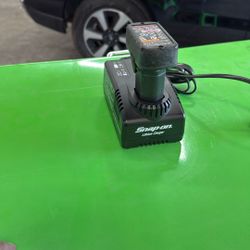 Snap On Battery And Charge 14 V