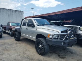 2004 dodge ram 2500 4x4 Cummins diesel