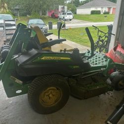 John Deere Lawn Mower