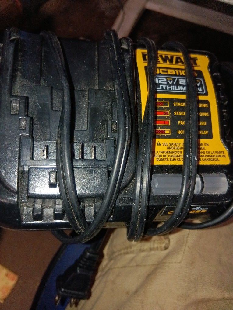 DeWalt Charger